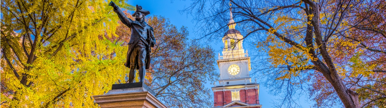 George Washington statue outside of Independence Hall